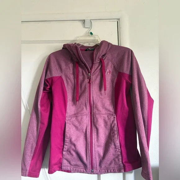 The North Face Women's Two-Tone Pink Ski Jacket - Picture 1 of 5